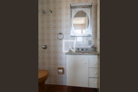 Apartamento à venda com 120m², 3 quartos e 2 vagas Apartamento à venda com 120m², 3 quartos e 2 vagasBanheiro quarto 2