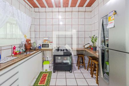 Casa à venda com 274m², 4 quartos e 4 vagas