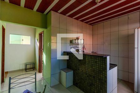 Casa à venda com 274m², 4 quartos e 4 vagas