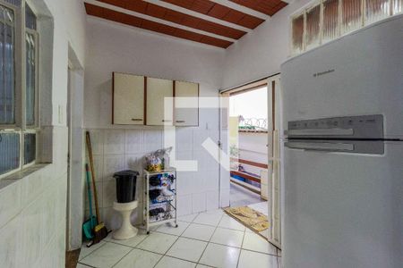 Casa à venda com 274m², 4 quartos e 4 vagas