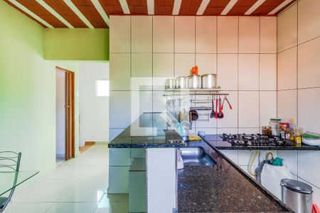 Casa à venda com 274m², 4 quartos e 4 vagas