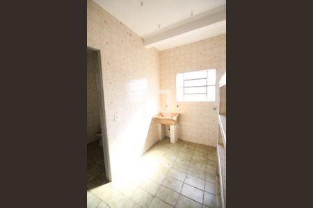 Casa para alugar com 80m², 2 quartos e 1 vagaArea de serviço