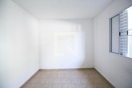 Quarto 2 de casa para alugar com 2 quartos, 80m² em Jardim Líbano, São Paulo