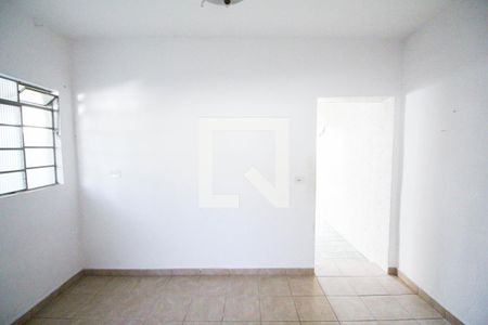 Quarto 1 de casa para alugar com 2 quartos, 80m² em Jardim Líbano, São Paulo