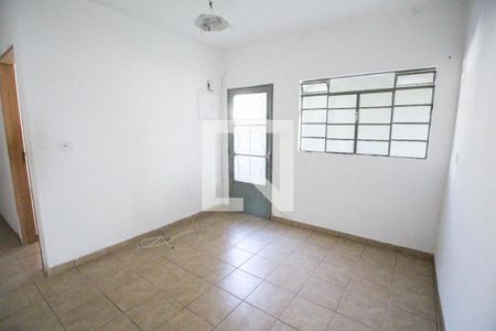 Sala de casa para alugar com 2 quartos, 80m² em Jardim Líbano, São Paulo