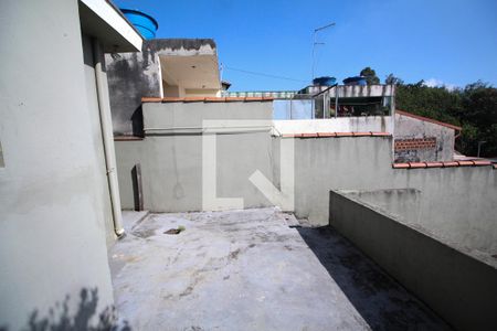 Casa para alugar com 80m², 2 quartos e 1 vagaQuintal