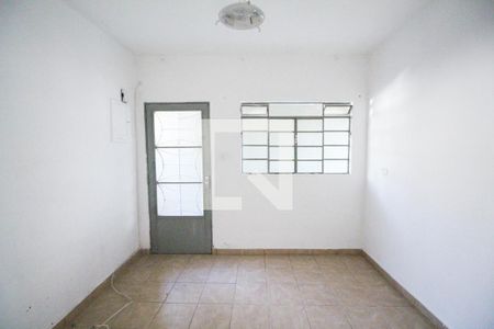 Sala de casa para alugar com 2 quartos, 80m² em Jardim Líbano, São Paulo