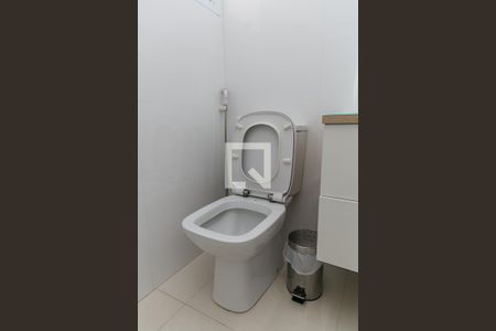 Apartamento à venda com 45m², 2 quartos e 1 vaga Apartamento à venda com 45m², 2 quartos e 1 vagaBanheiro