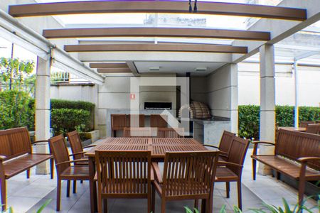 Apartamento para alugar com 65m², 2 quartos e 2 vagas Apartamento para alugar com 65m², 2 quartos e 2 vagasÁrea comum - Churrasqueira