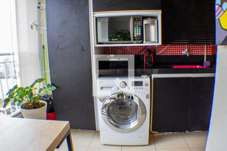 Apartamento para alugar com 65m², 2 quartos e 2 vagas Apartamento para alugar com 65m², 2 quartos e 2 vagasVaranda/ Área de Serviço