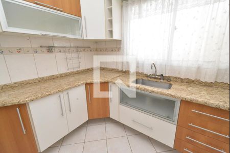 Apartamento à venda com 91m², 3 quartos e 2 vagas Apartamento à venda com 91m², 3 quartos e 2 vagasCozinha