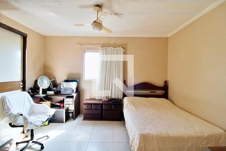 Casa à venda com 400m², 4 quartos e 2 vagasQuarto Casa 2