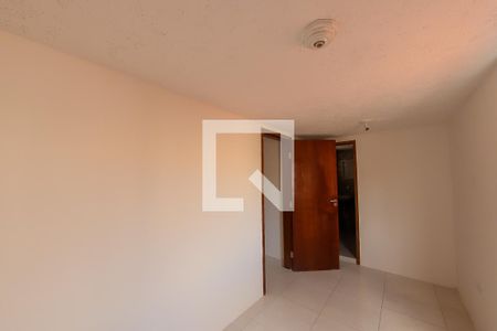 Quarto 2 de casa para alugar com 2 quartos, 100m² em Vila Nilo, São Paulo
