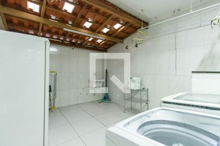 Casa à venda com 200m², 3 quartos e 4 vagas Casa à venda com 200m², 3 quartos e 4 vagasÁrea de Serviço