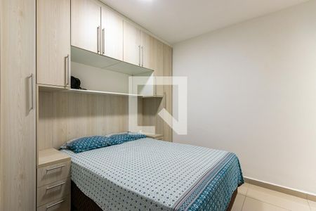 Quarto 1 de apartamento à venda com 2 quartos, 40m² em Cidade Líder, São Paulo