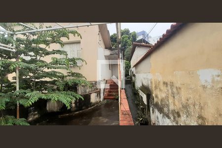 Casa à venda com 340m², 6 quartos e 2 vagas