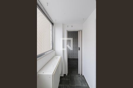 Apartamento para alugar com 70m², 2 quartos e 1 vagaÁrea de Serviço