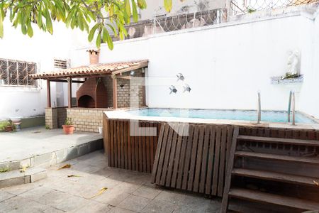 Casa para alugar com 450m², 6 quartos e 2 vagas Casa para alugar com 450m², 6 quartos e 2 vagasPiscina