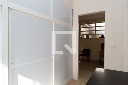 Casa para alugar com 450m², 6 quartos e 2 vagas Casa para alugar com 450m², 6 quartos e 2 vagasCozinha - Armários