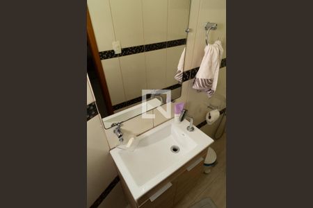 Casa para alugar com 450m², 6 quartos e 2 vagas Casa para alugar com 450m², 6 quartos e 2 vagasBanheiro 1