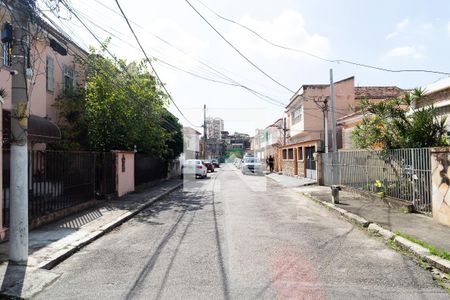 Casa para alugar com 450m², 6 quartos e 2 vagas Casa para alugar com 450m², 6 quartos e 2 vagasRua Com Portão na Entrada