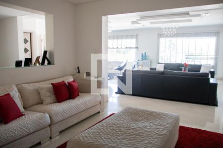 Casa à venda com 360m², 4 quartos e 6 vagasSala 2