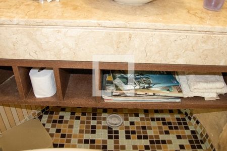 Casa à venda com 360m², 4 quartos e 6 vagasBanheiro 4