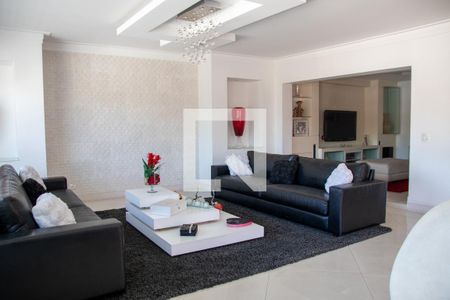 Casa à venda com 360m², 4 quartos e 6 vagasSala 1