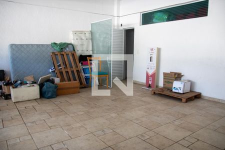Casa à venda com 360m², 4 quartos e 6 vagasGaragem
