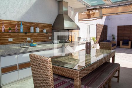 Casa à venda com 360m², 4 quartos e 6 vagasChurrasqueira