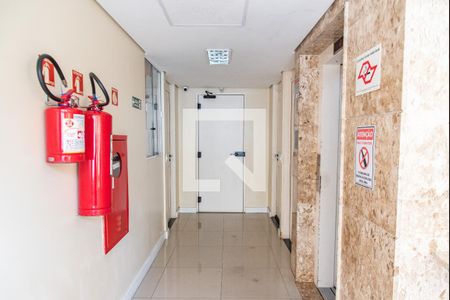 Apartamento à venda com 64m², 2 quartos e 1 vaga Apartamento à venda com 64m², 2 quartos e 1 vagaHall de entrada