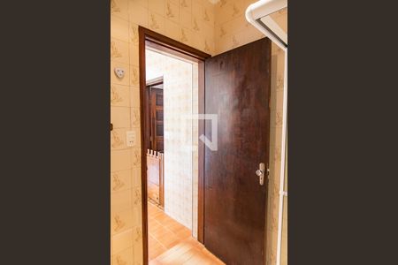 Casa à venda com 400m², 3 quartos e 5 vagas Casa à venda com 400m², 3 quartos e 5 vagasBanheiro de serviço