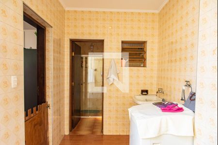 Casa à venda com 400m², 3 quartos e 5 vagas Casa à venda com 400m², 3 quartos e 5 vagasÁrea de serviço