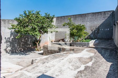 Casa à venda com 400m², 3 quartos e 5 vagas Casa à venda com 400m², 3 quartos e 5 vagasQuintal fundo