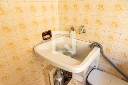 Casa à venda com 400m², 3 quartos e 5 vagas Casa à venda com 400m², 3 quartos e 5 vagasÁrea de serviço