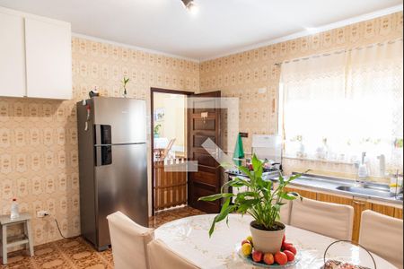 Casa à venda com 400m², 3 quartos e 5 vagas Casa à venda com 400m², 3 quartos e 5 vagasCozinha