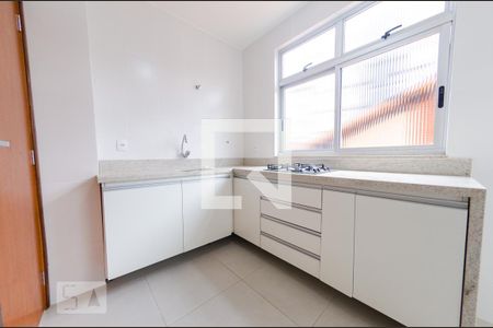 Apartamento para alugar com 3 quartos, 129m² em Padre Eustáquio, Belo Horizonte