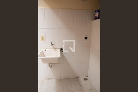 Casa para alugar com 50m², 1 quarto e sem vagaÁrea de Serviço