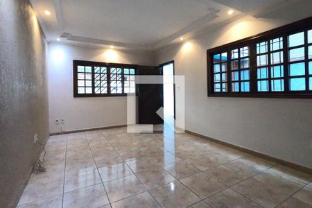 Sala de casa para alugar com 3 quartos, 108m² em Jardim Palmira, Guarulhos