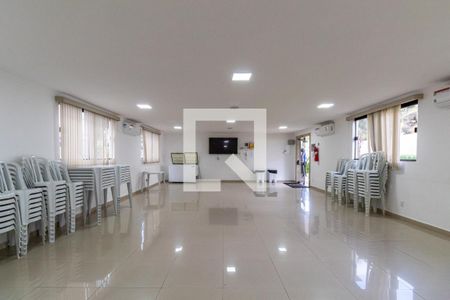Apartamento para alugar com 42m², 2 quartos e 1 vagaÁrea comum - Salão de festas