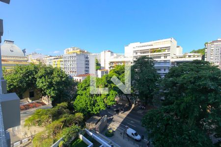 Vista da Sala de apartamento para alugar com 3 quartos, 127m² em Laranjeiras, Rio de Janeiro