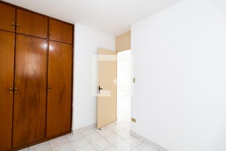 Quarto 1 de apartamento para alugar com 2 quartos, 46m² em Jardim Pinheiros, São Paulo