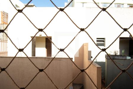 Casa à venda com 200m², 3 quartos e 3 vagas Casa à venda com 200m², 3 quartos e 3 vagasVista do Quarto 2