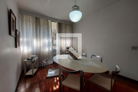 Casa à venda com 450m², 4 quartos e 3 vagasCopa