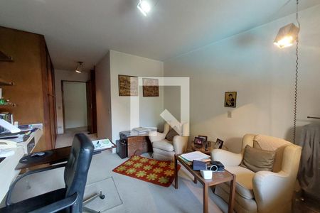 Casa à venda com 450m², 4 quartos e 3 vagasQuarto 2