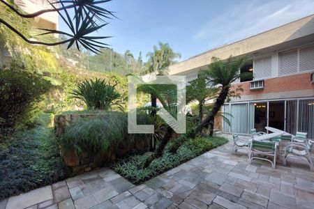 Casa à venda com 450m², 4 quartos e 3 vagasQuintal