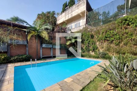 Casa à venda com 450m², 4 quartos e 3 vagasPiscina