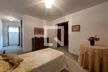 Casa à venda com 450m², 4 quartos e 3 vagasSuíte