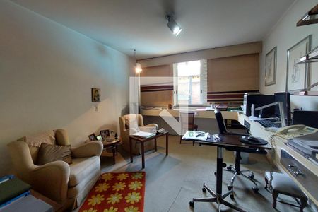 Casa à venda com 450m², 4 quartos e 3 vagasQuarto 2