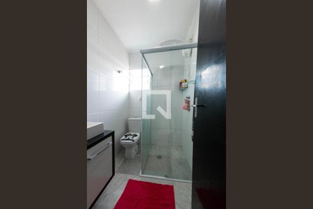 Casa à venda com 190m², 4 quartos e 3 vagasBanheiro 